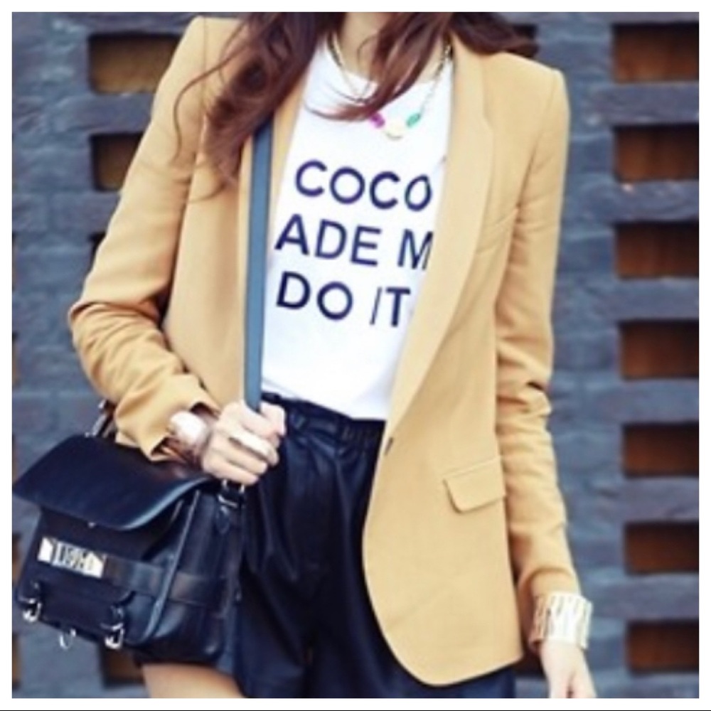 Chic Fabulous 100% Cotton Graphic Tee - Picture 2 of 5